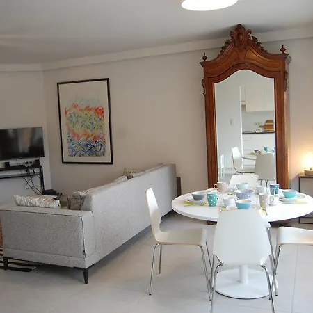 Jules House Apartamento *