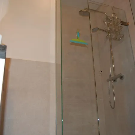 Jules House Apartamento *